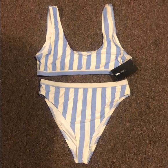Fashion Nova bathing suit - Picture 1 of 1